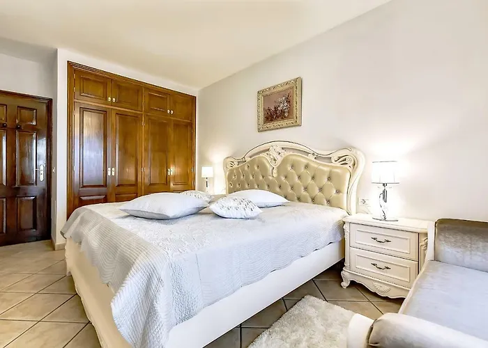 Elite Palace Apartment *