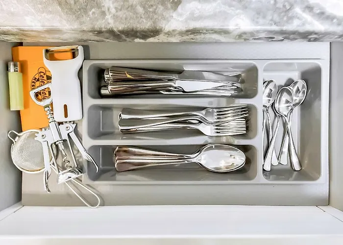 Elite Palace * 阿德耶